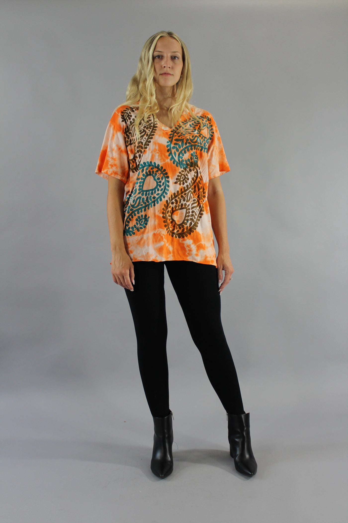 Archive V Neck Cotton Paisley T