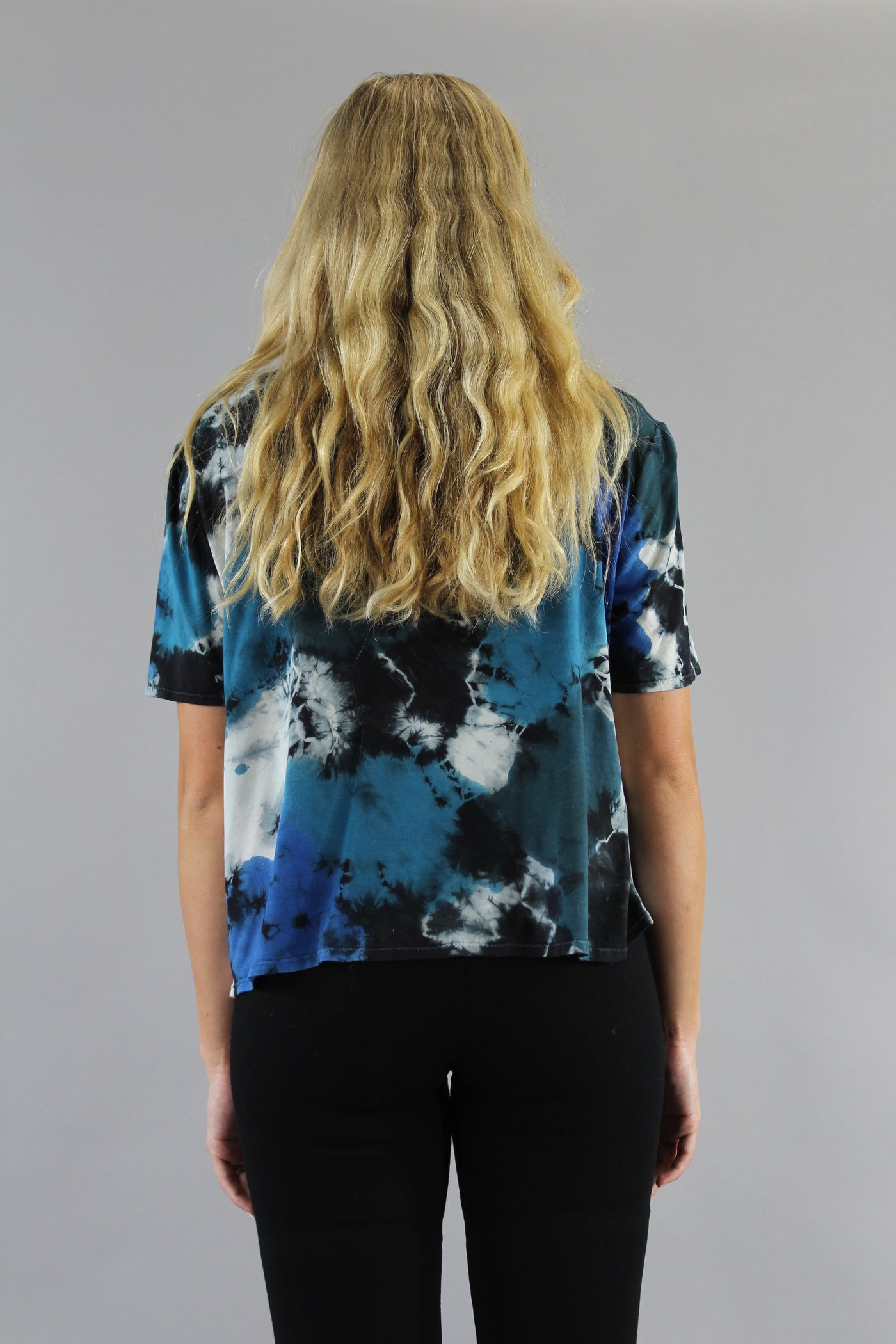 Archive Crop Blue T