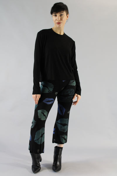 Crop Flare Leggings Lips Blue